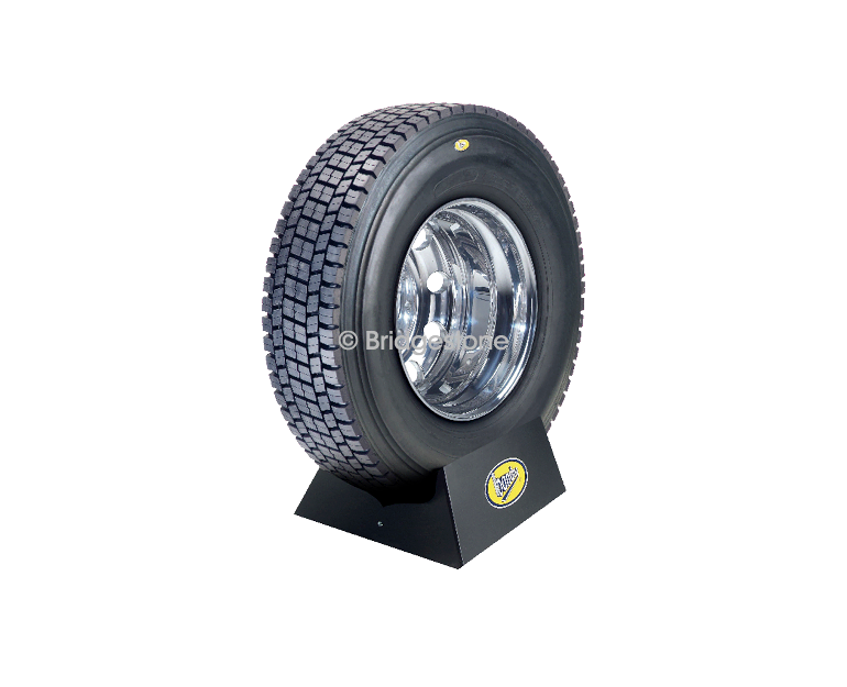 Bridgestone-Retread-B729-69000580-45-degree-view a