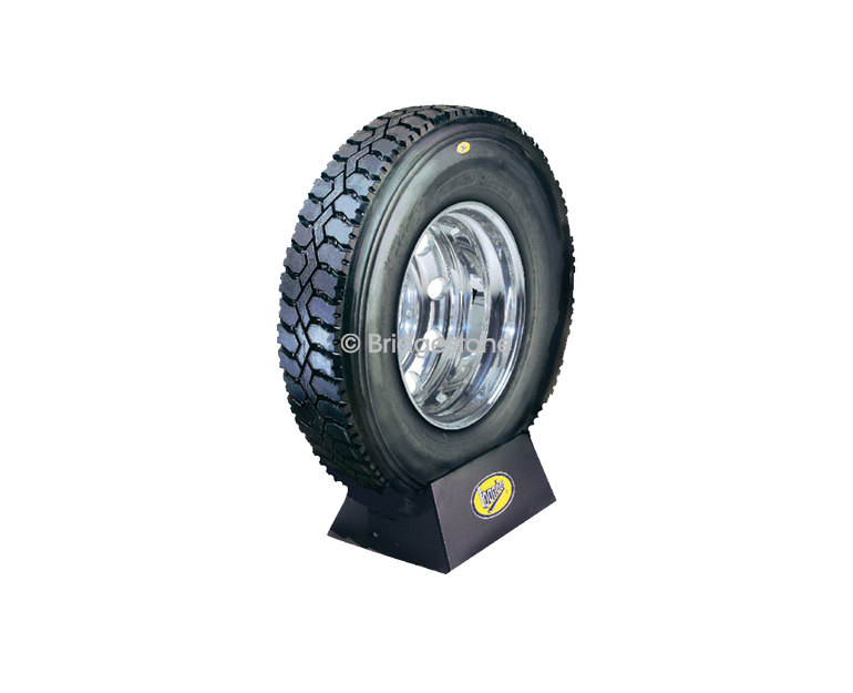 Bridgestone-Retread-Cross Bar-69000874-45-degree-view a
