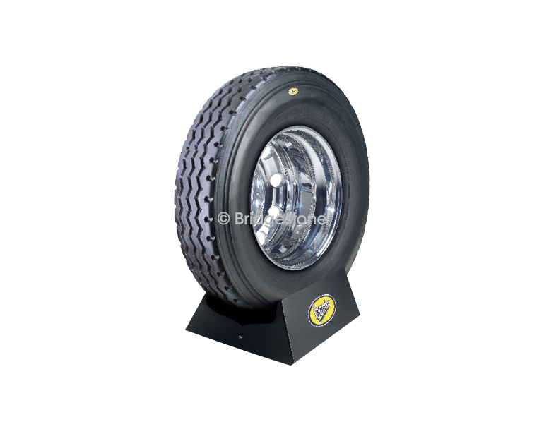 Bridgestone-Retread-Rib Trac Elite-69000645-45-degree-view a