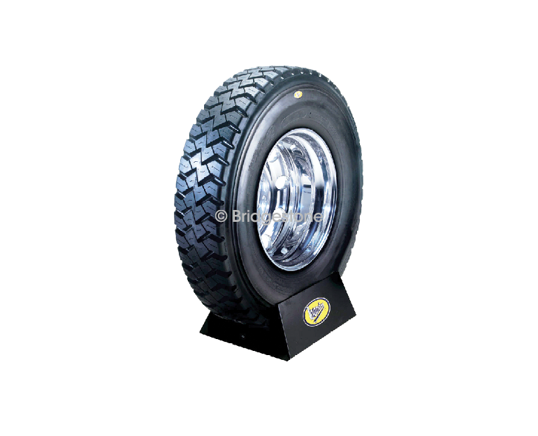 Bridgestone-Retread-WH-Lug-69000779-45-degree-view a