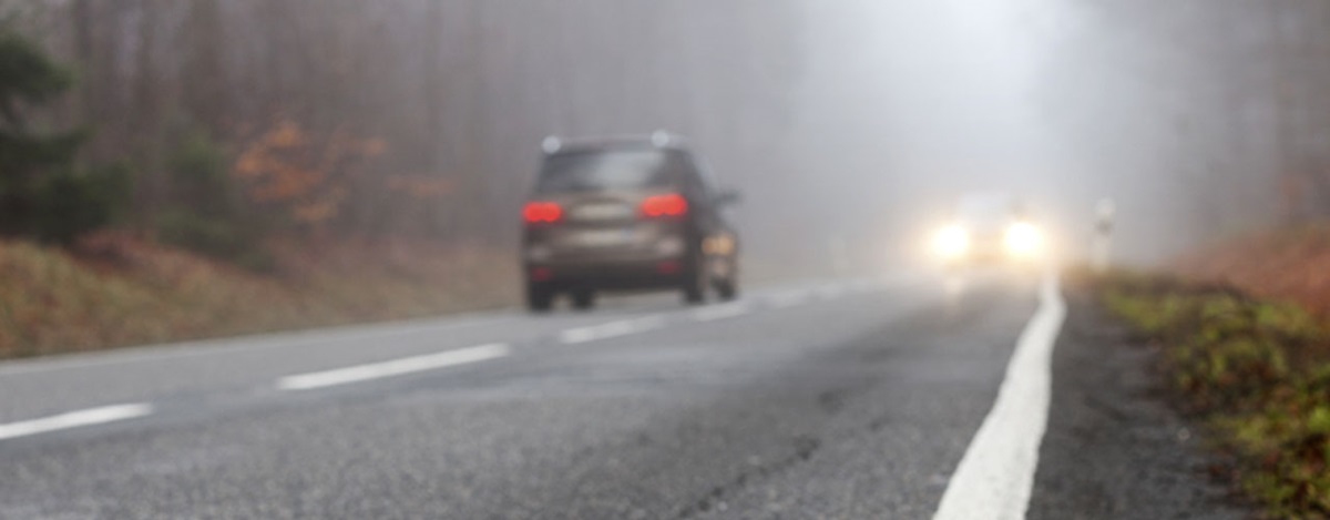 12 essential items everybody should keep in the boot of their car