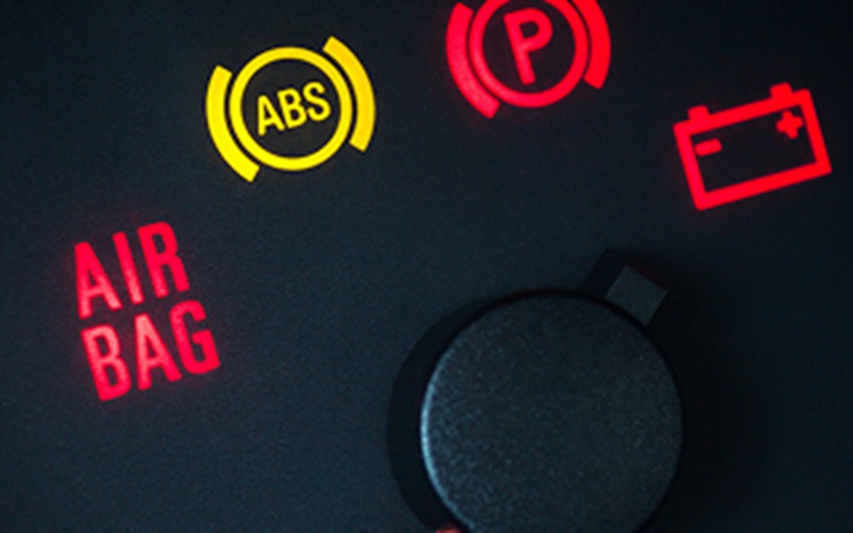 Your guide to common car dashboard symbols