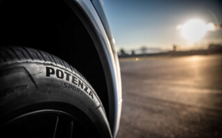 Bridgestone launches the new premium performance tyre with POTENZA Sport