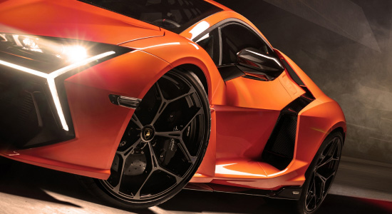 Bespoke High-Performance Bridgestone Tyres Unleash the New Lamborghini Revuelto’s Potential