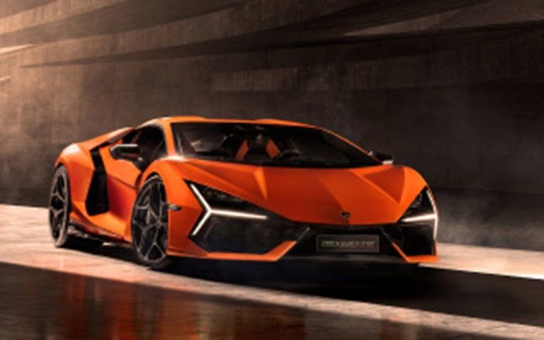 Bespoke High-Performance Bridgestone Tyres Unleash the New Lamborghini Revuelto’s Potential