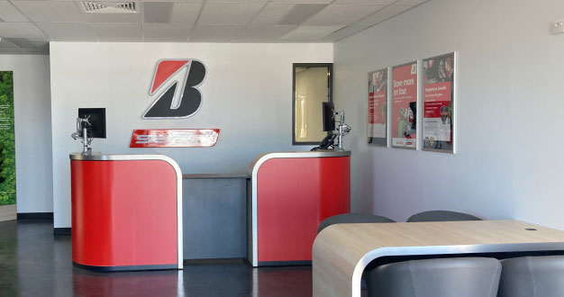 Bridgestone Select Tapping a