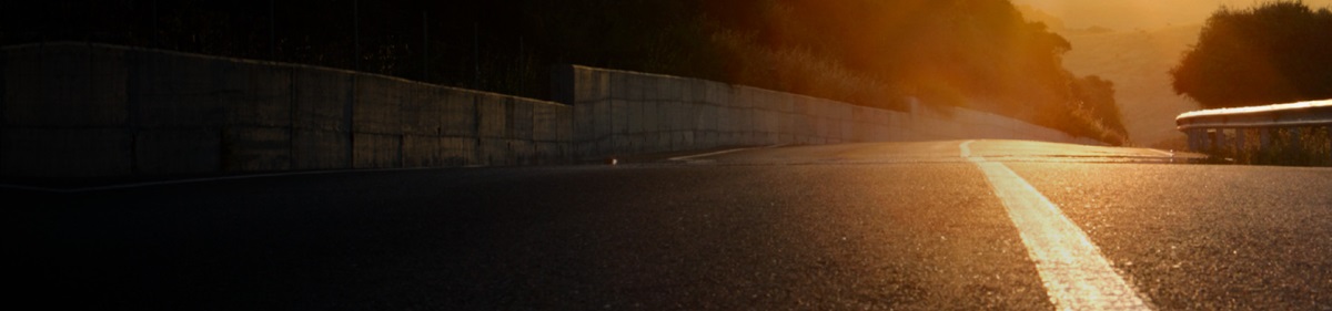 Superior safety & comfort tyres with Turanza tyres for car & SUV. Image of road.