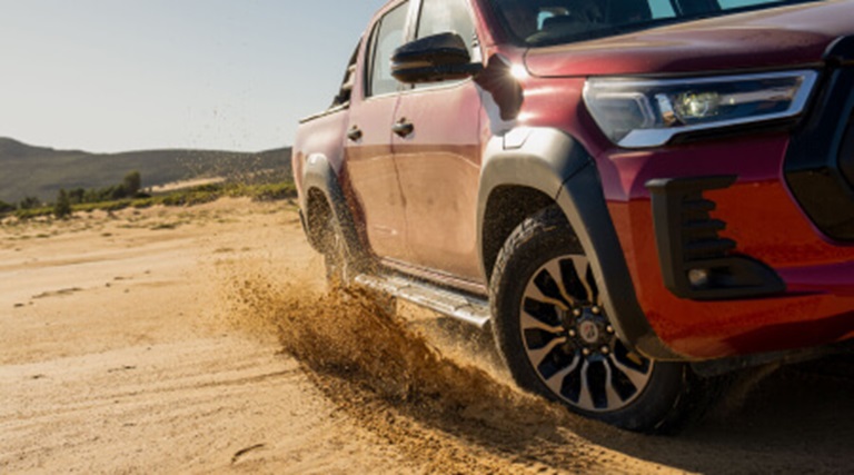 Bridgestone-All-Terrain-Tyres-AT002